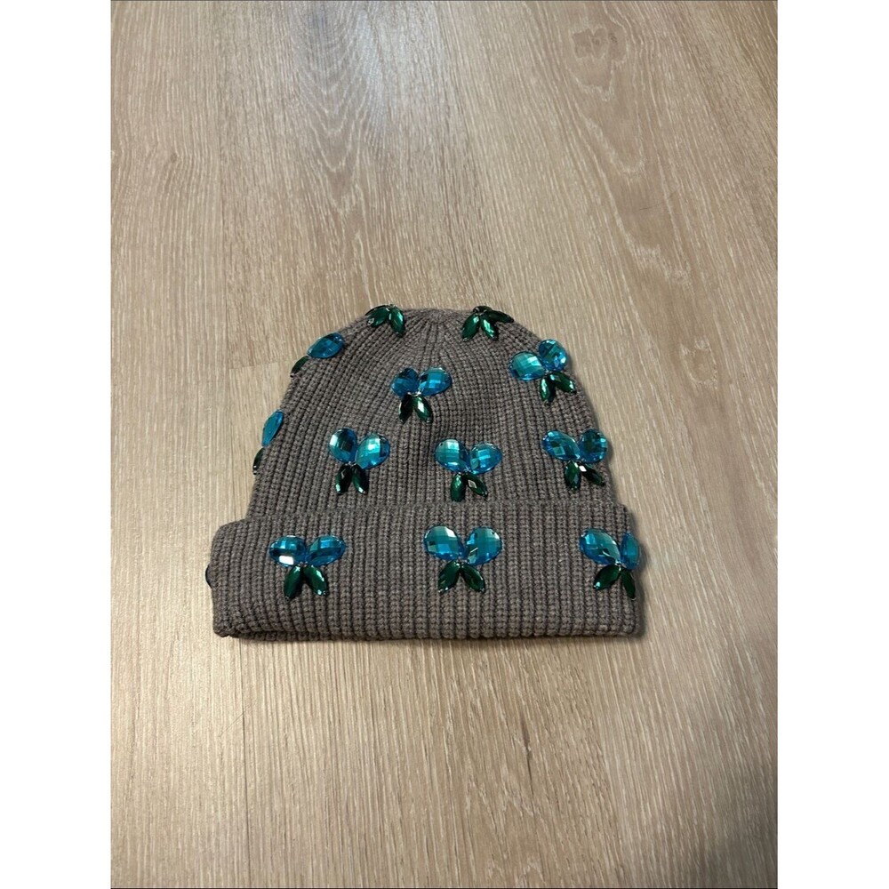 Lele Sadoughi Embellished Knit Beanie w Gem Flowers